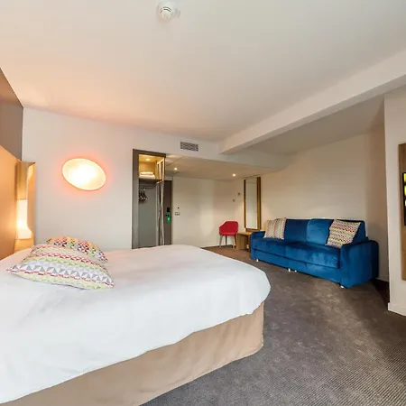 Campanile Annemasse Est Findrol Chal 3*