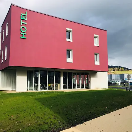 ホテル Campanile Annemasse Est Findrol Chal 3*