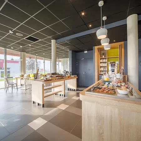 Campanile Annemasse Est Findrol Chal ホテル 3*