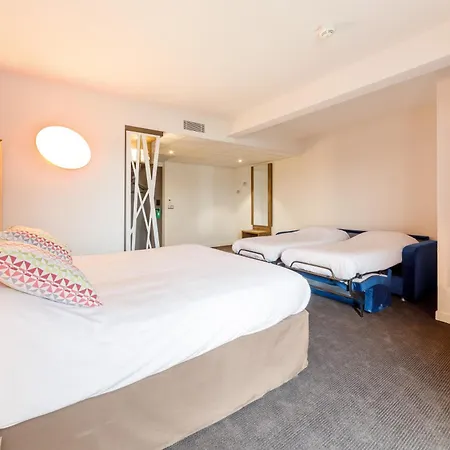 Campanile Annemasse Est Findrol Chal ホテル 3*